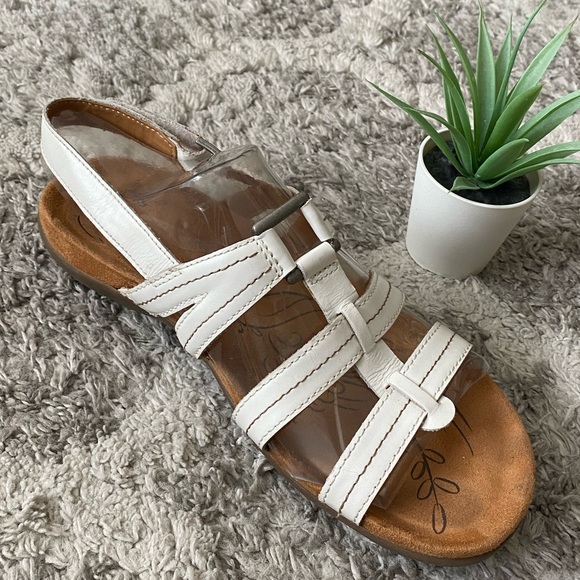 White Sandals - Picture 2 of 4